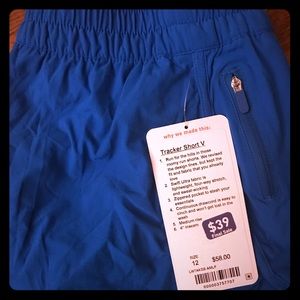 Lululemon Tracker short V size 12